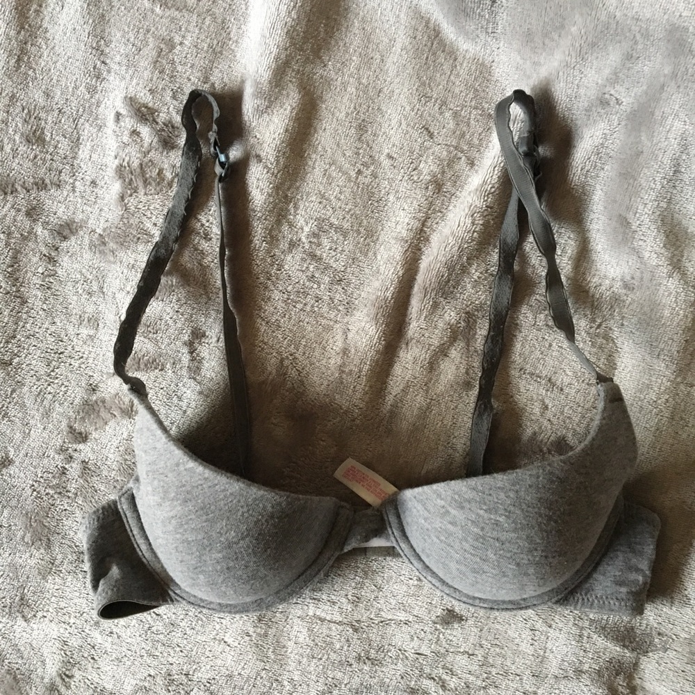 GREY T SHIRT BRA